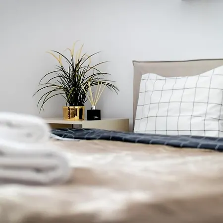 Close-urban Chic - Stare - One Bedroom - Mostowa Varšava